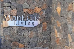 Mont Choisy Living Signage